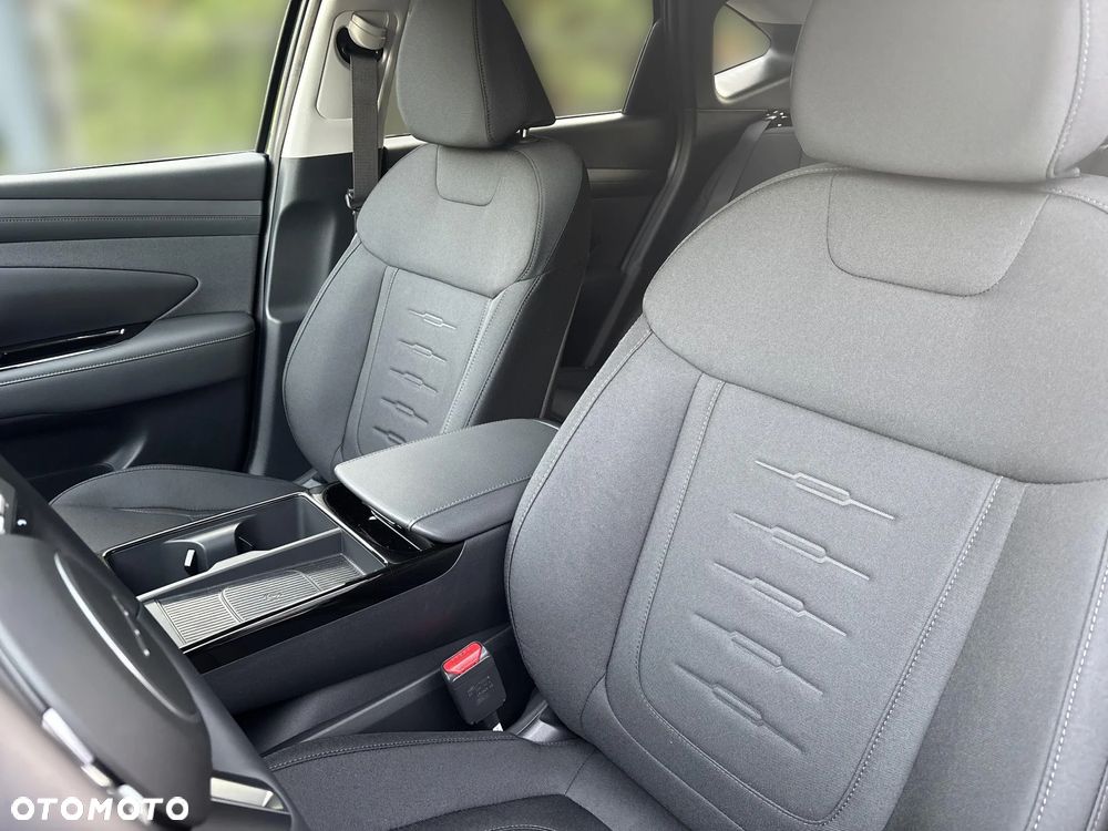 Hyundai Tucson 1.6 T-GDi HEV Smart 2WD - 12