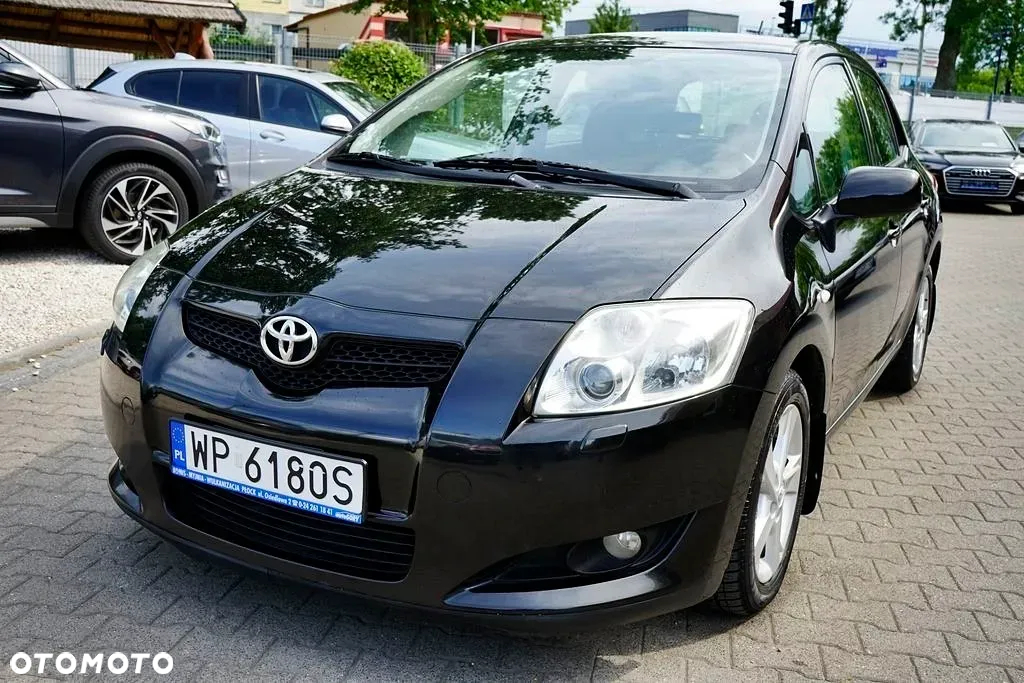 Toyota Auris 1.4 D-4D - 10