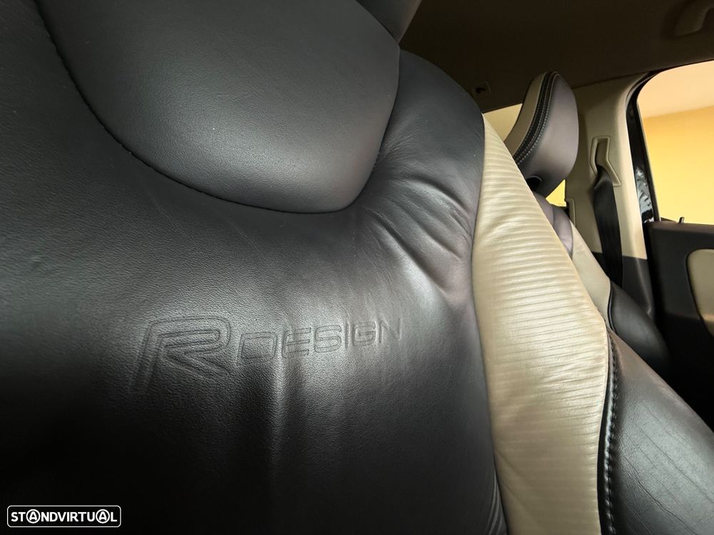 Volvo XC 60 2.0 D3 Drive R-Design - 33