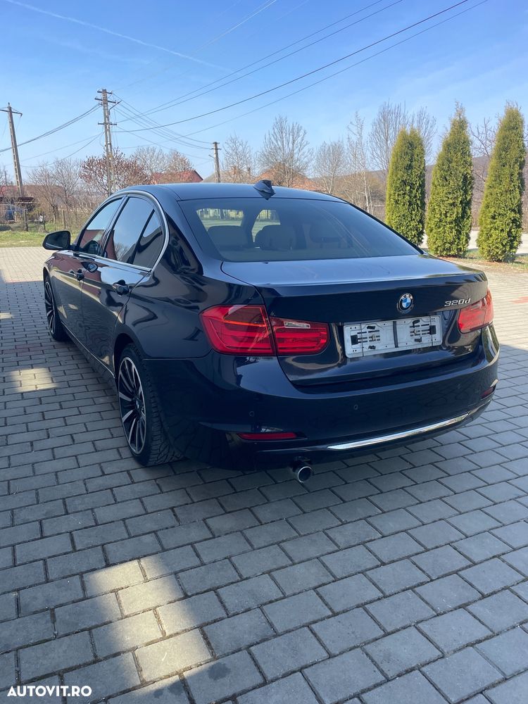 BMW Seria 3 320d Aut. Luxury Line - 3