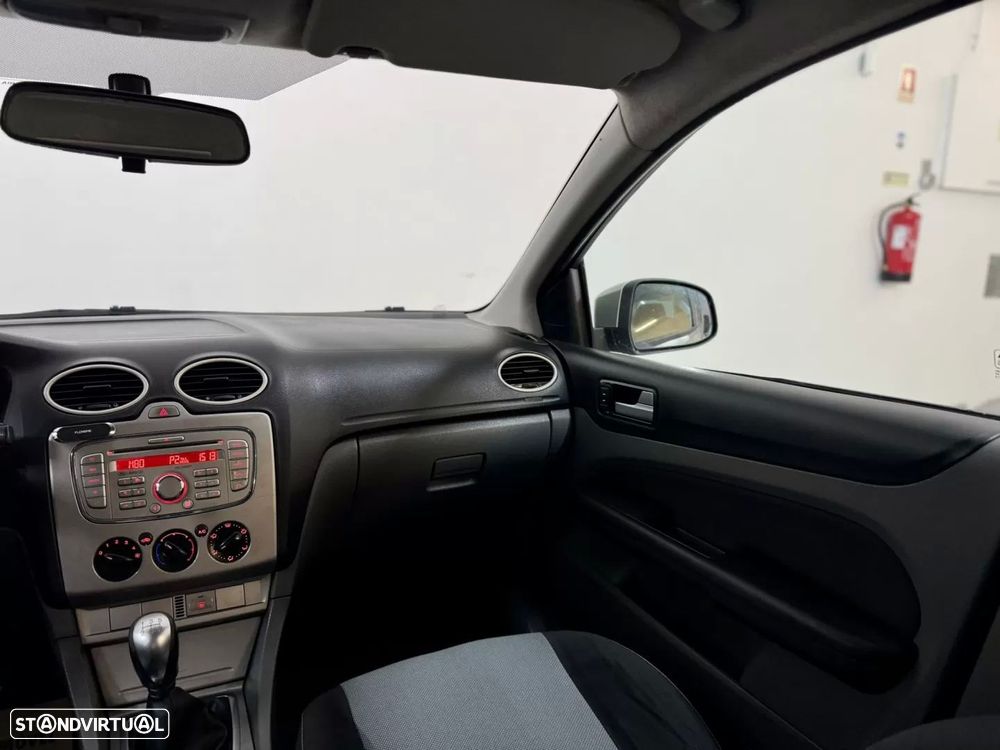 Ford Focus SW 1.6 TDCi Trend - 19