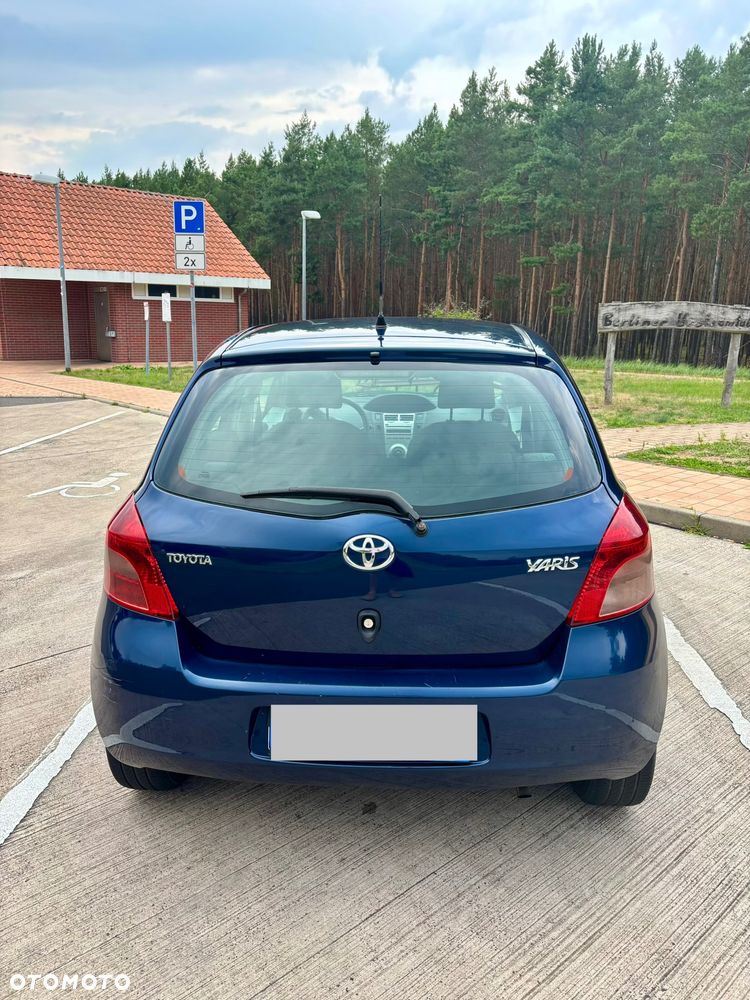 Toyota Yaris 1.0 Luna A/C - 4