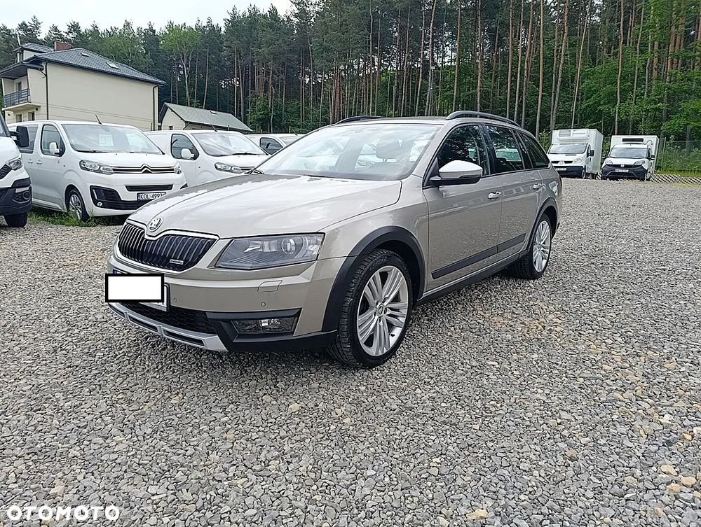 Skoda Octavia Scout 2.0 TDI 4x4 DSG - 18