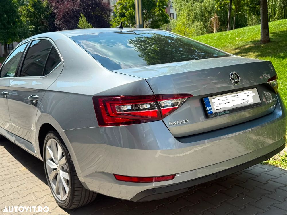 Skoda Superb 2.0 TDI DSG 4X4 Style - 7