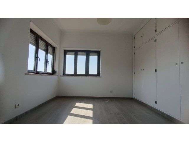 Alugo apartamanto t2 estoril perto casino - Grande imagem: 5/5