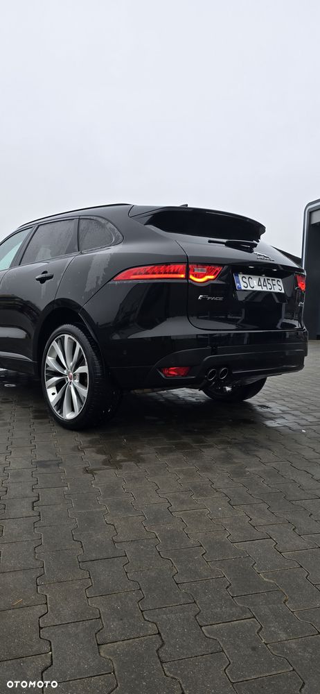 Jaguar F-Pace 20d AWD R-Sport - 10