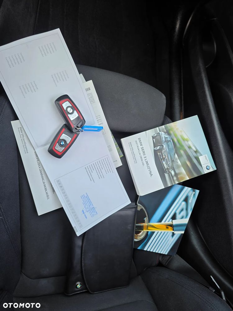 BMW Seria 3 - 36