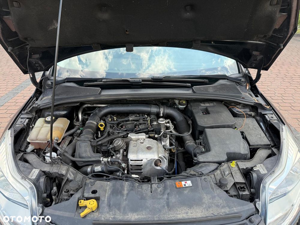 Ford Focus 1.0 EcoBoost Trend - 27
