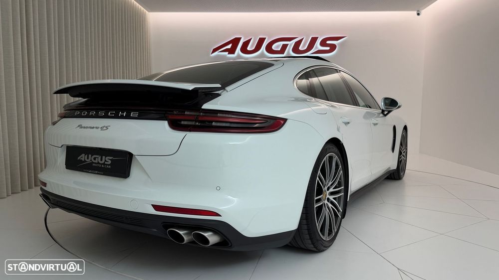 Porsche Panamera 4 S - 3