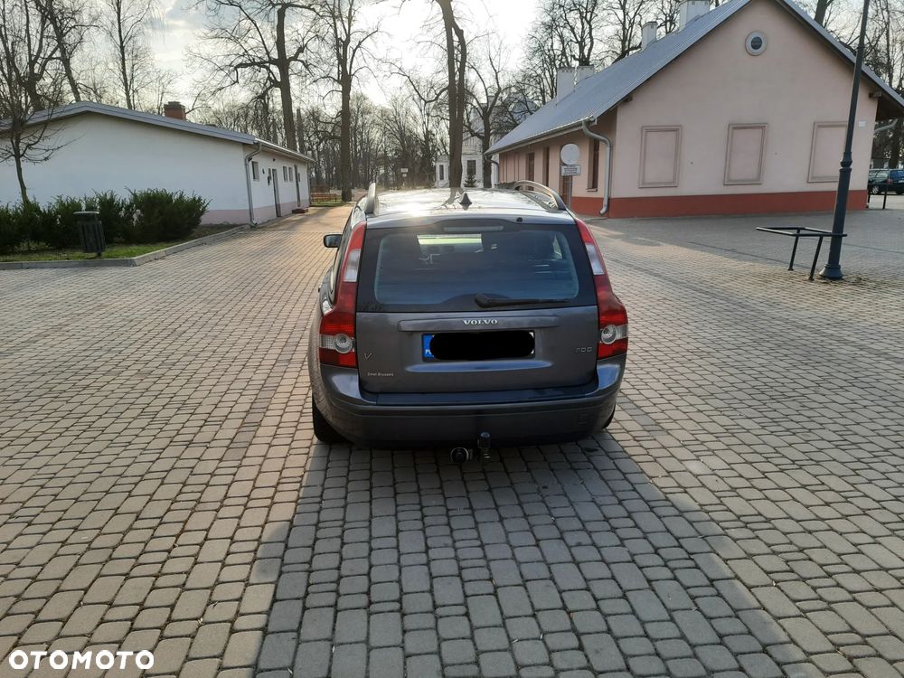 Volvo V50 2.0D Momentum - 4