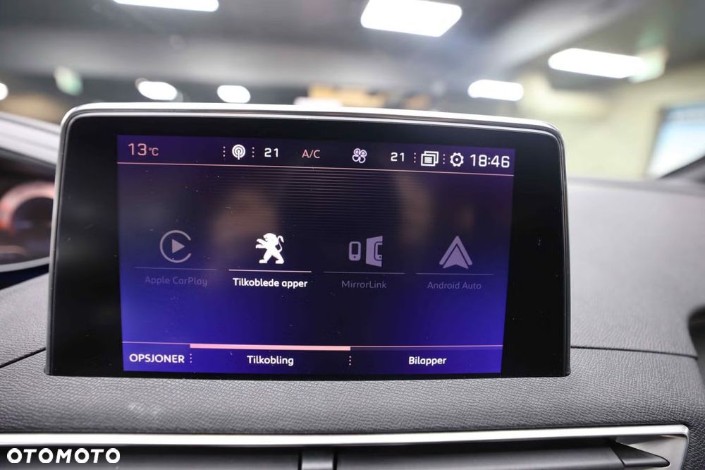Peugeot 5008 PureTech 130 EAT8 Stop & Start GT - 32
