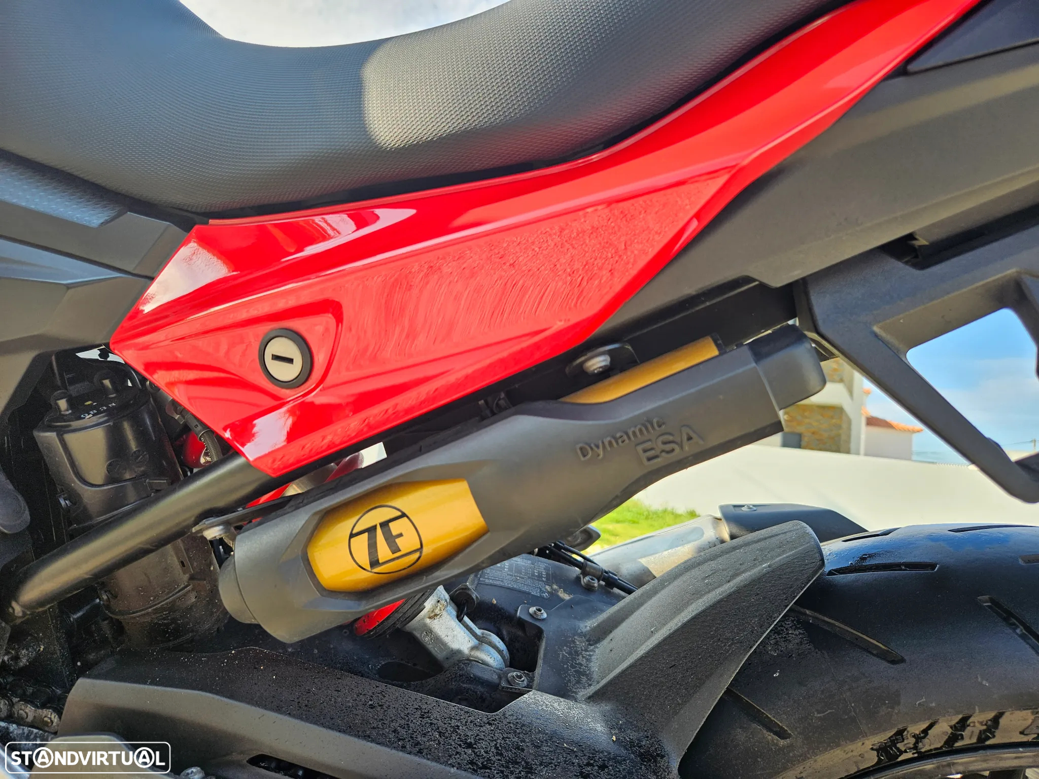 BMW F 900 XR - 14