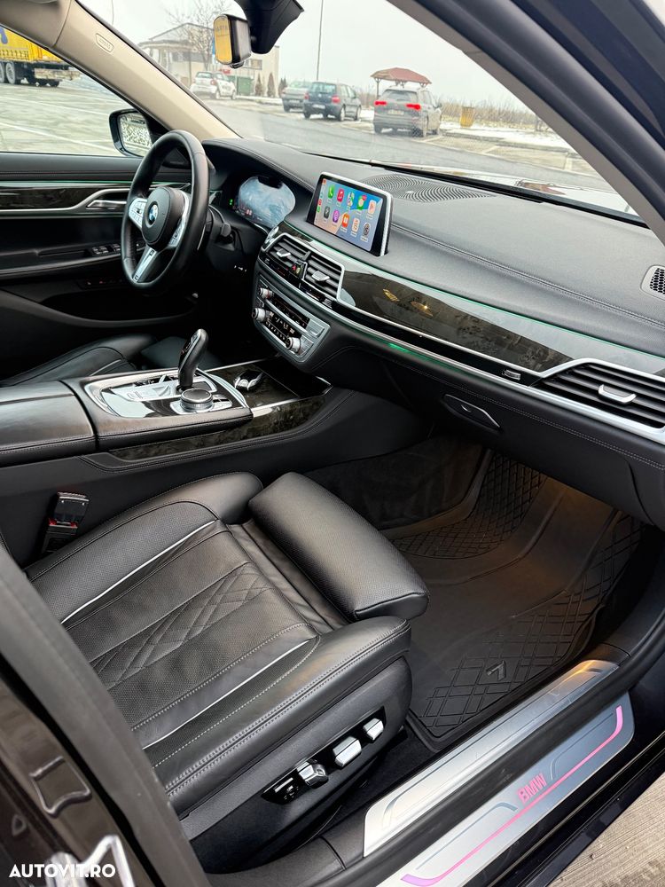 BMW Seria 7 730Ld xDrive MHEV - 10