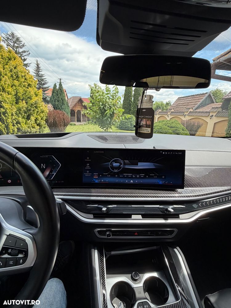 BMW X6 xDrive40i AT MHEV - 27