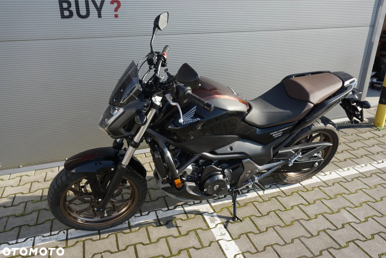 Honda NC - 12