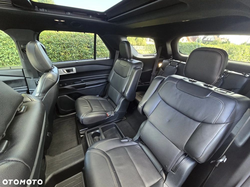 Ford Explorer 3.0 EcoBoost PHEV 4WD ST-Line - 30