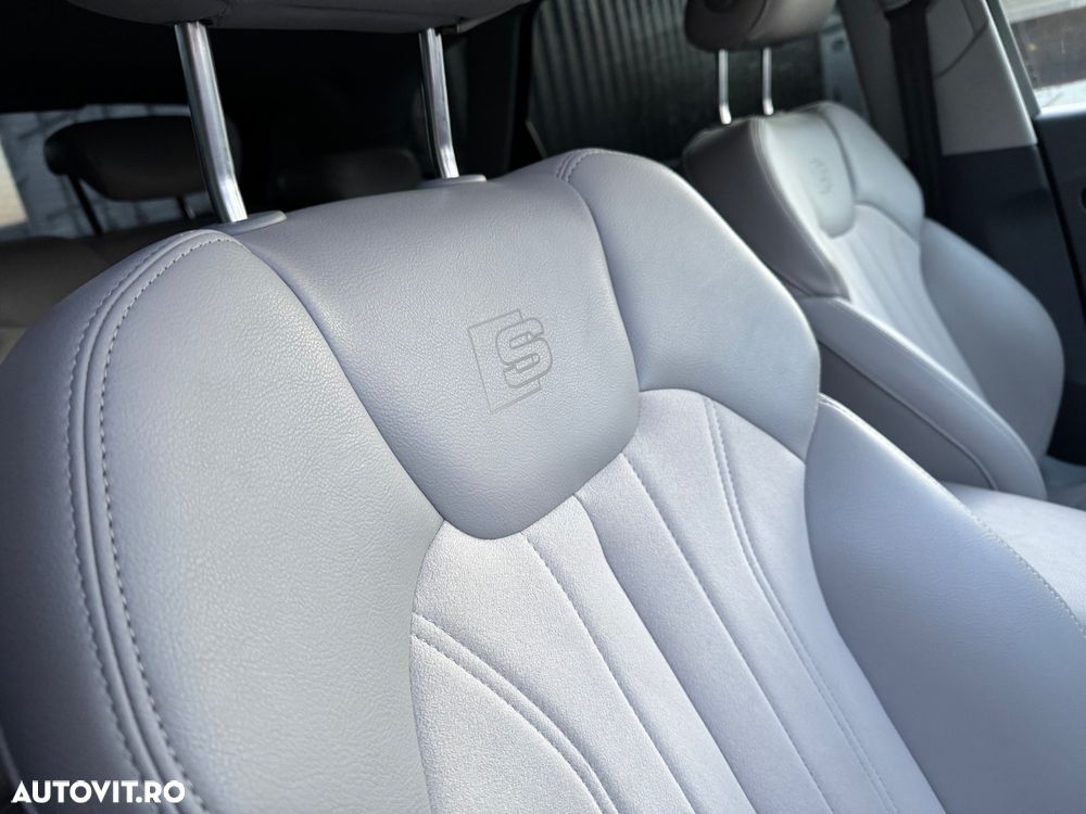 Audi Q5 55 TFSI e quattro S tronic PHEV S Line - 16