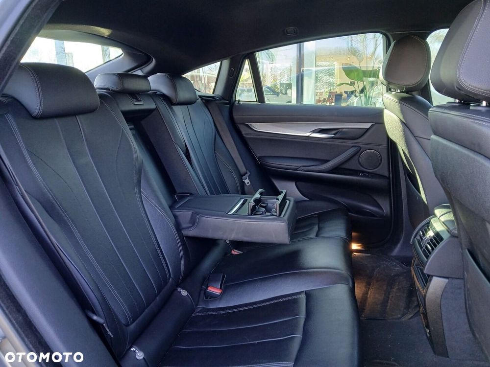 BMW X6 xDrive30d - 26