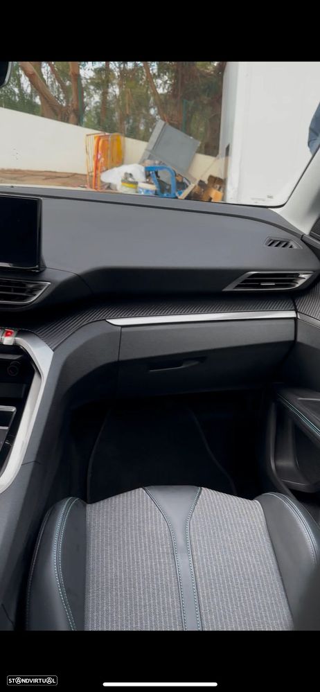 Peugeot 3008 1.6 Hybrid4 Allure Pack e-EAT8 - 6