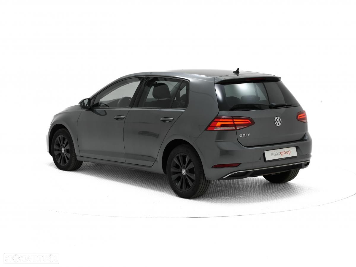 VW Golf 1.6 TDI Confortline - 4