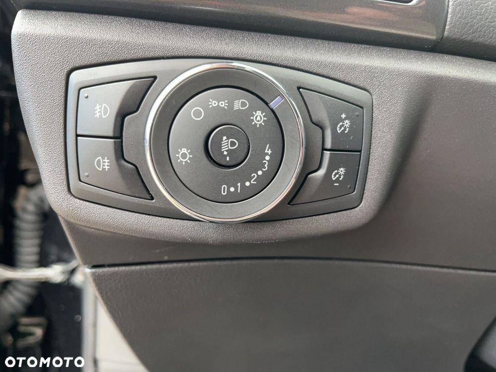 Ford Mondeo - 18