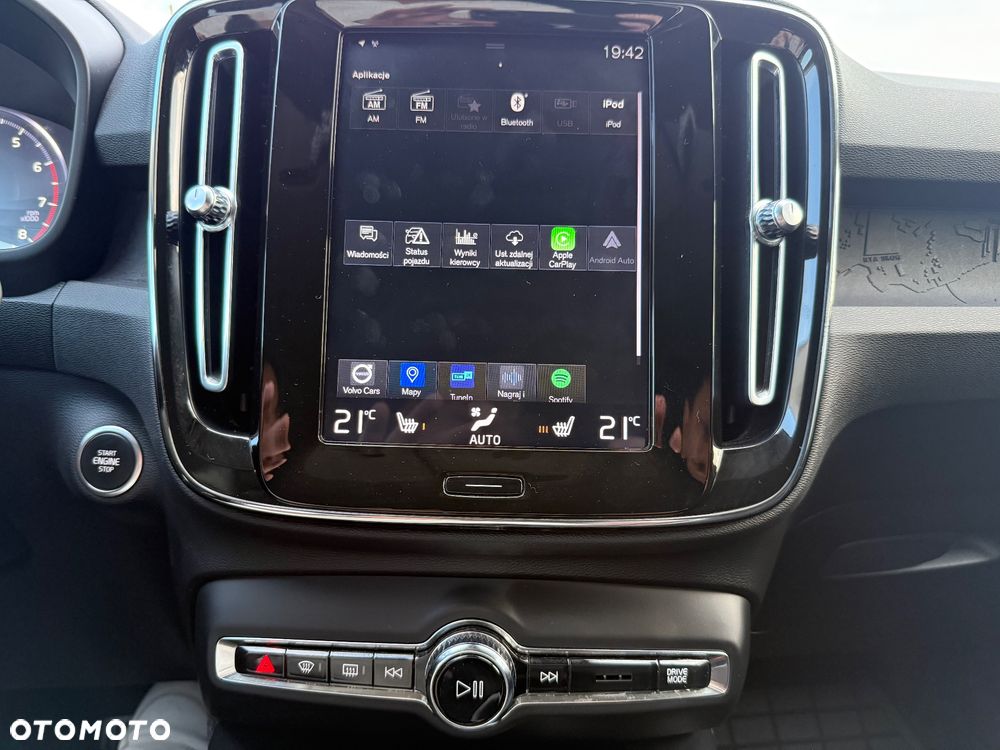 Volvo XC 40 T3 Momentum - 14
