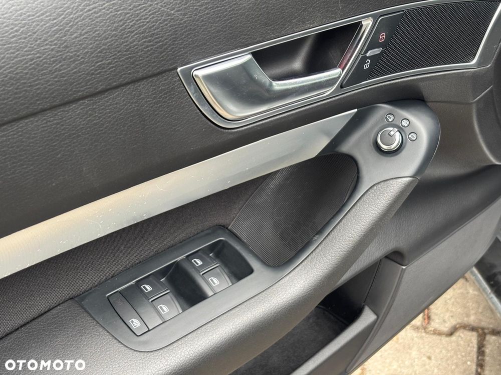 Audi A6 Avant 2.0 TDI Multitronic - 17