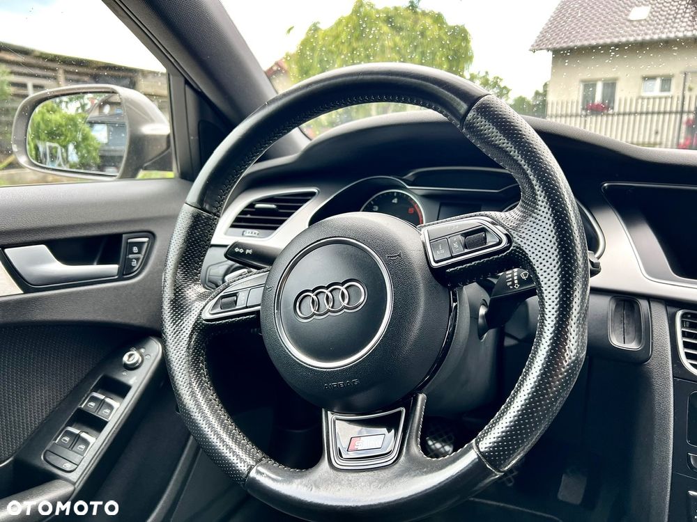 Audi A4 Limousine - 38