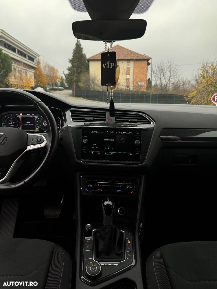 Volkswagen Tiguan 2.0 TDI SCR DSG 4Motion Elegance - 12