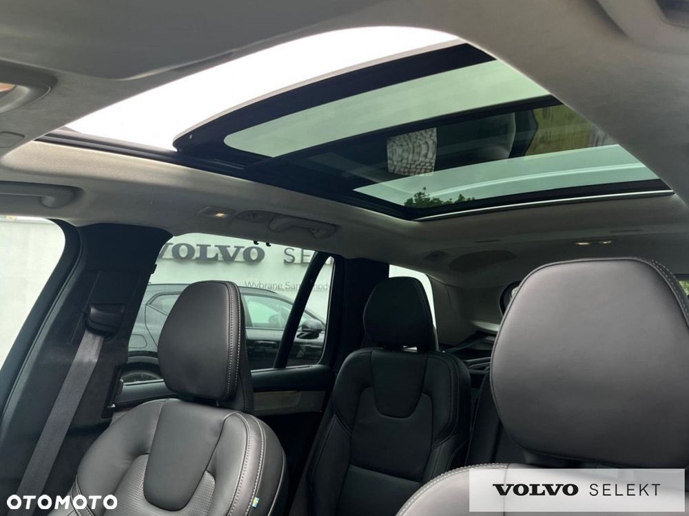 Volvo XC 90 - 16