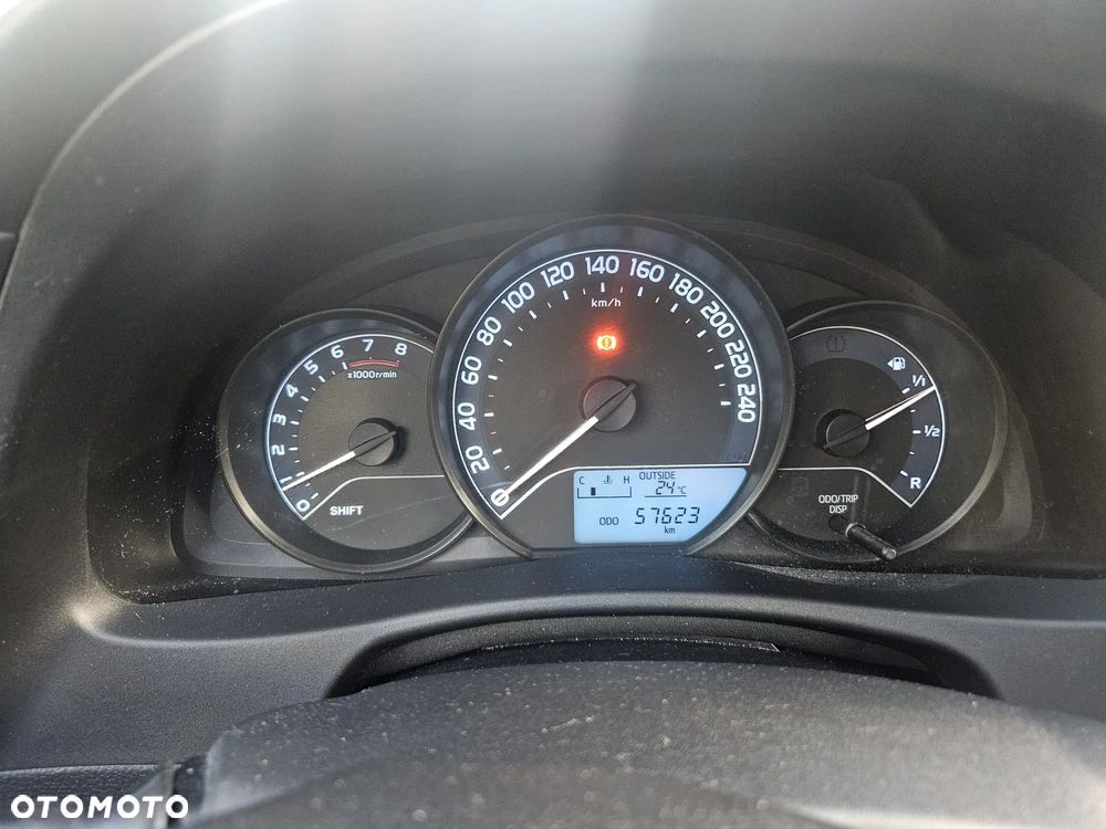 Toyota Auris 1.33 VVT-i Active - 7