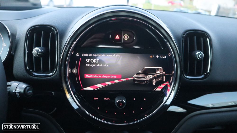 MINI Countryman Cooper SE ALL4 Auto - 24