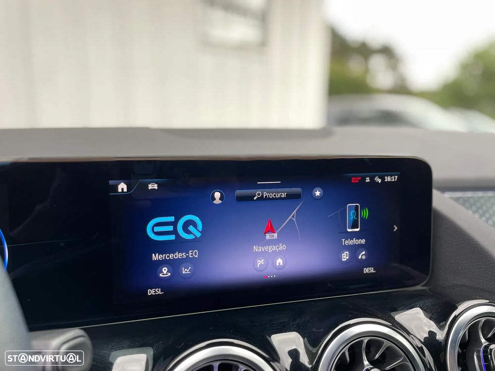 Mercedes-Benz EQA 250 - 21