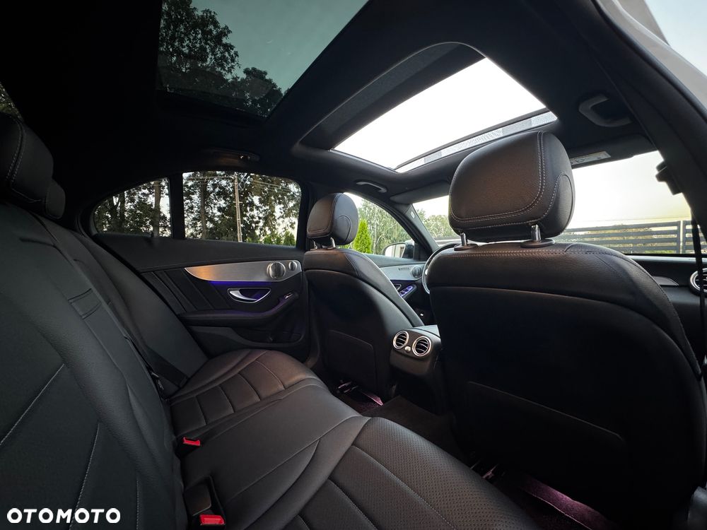 Mercedes-Benz Klasa C 220 d 4MATIC 9G-TRONIC - 4