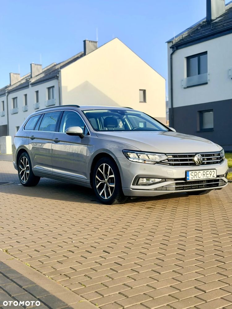 Volkswagen Passat 2.0 TDI EVO Business DSG - 1