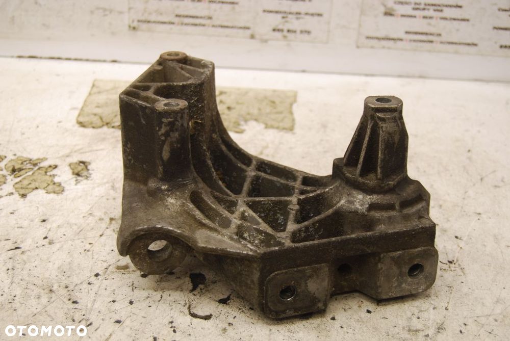 ŁAPA WSPORNIK SILNIKA 038199207H AUDI TT 1.8 TURBO SEAT SKODA VW - 3