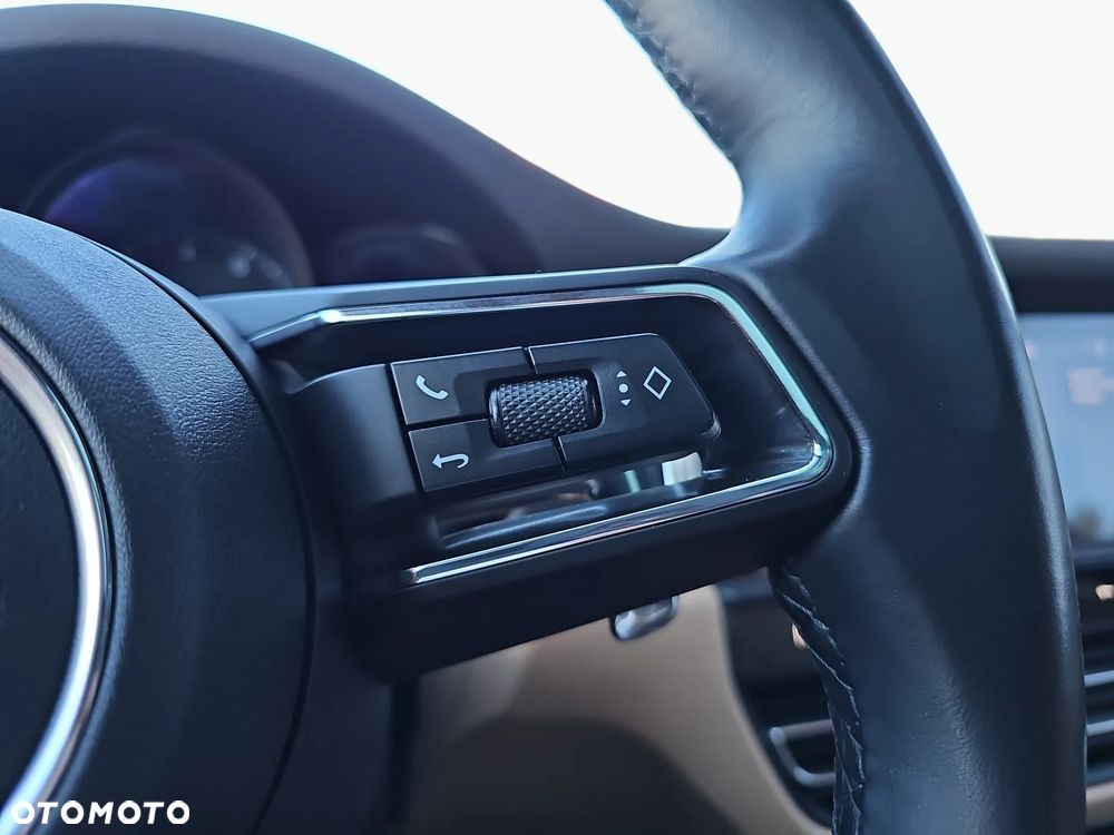 Porsche Macan Standard - 20