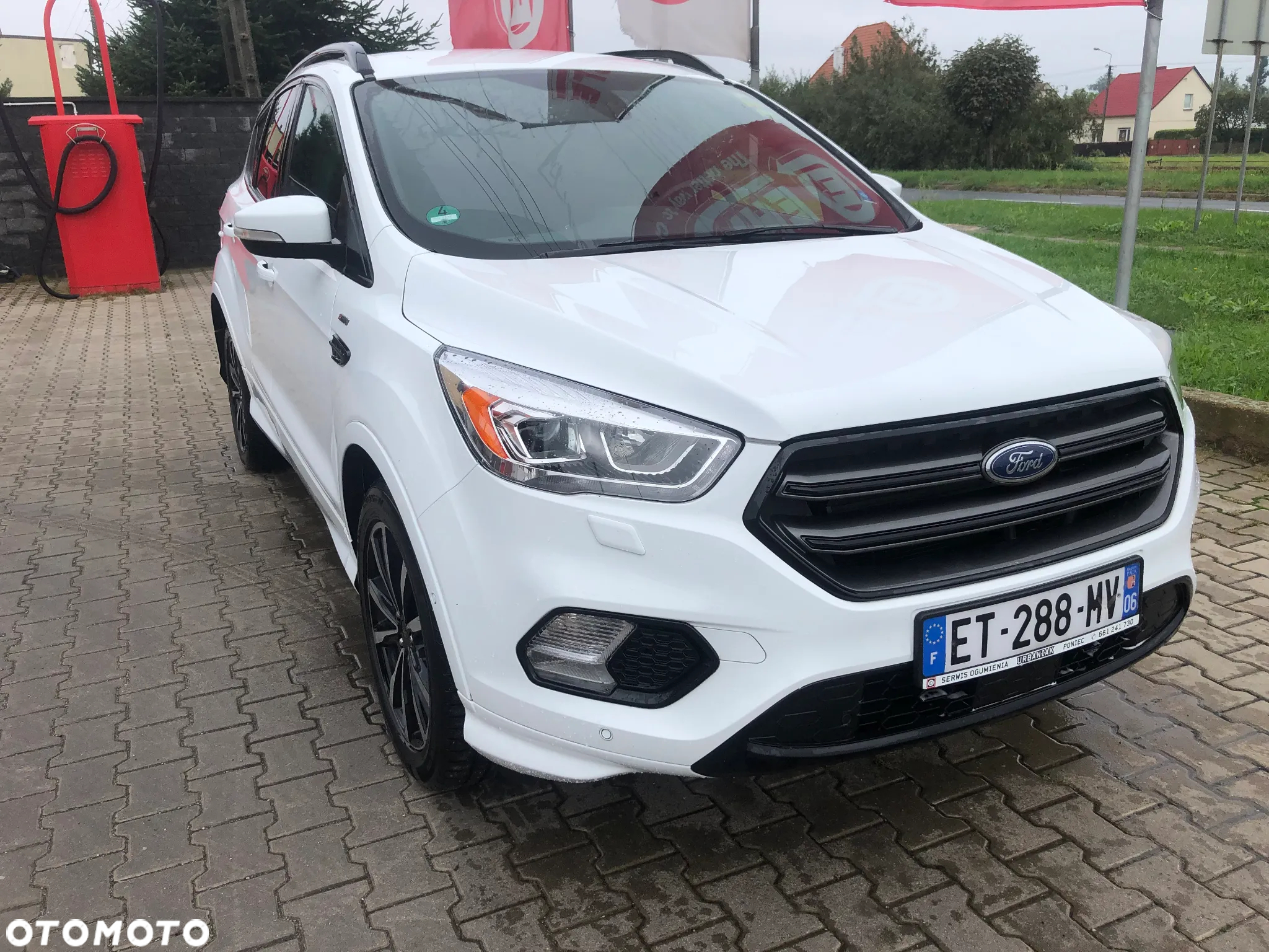 Ford Kuga 1.5 EcoBoost 2x4 ST-Line - 3
