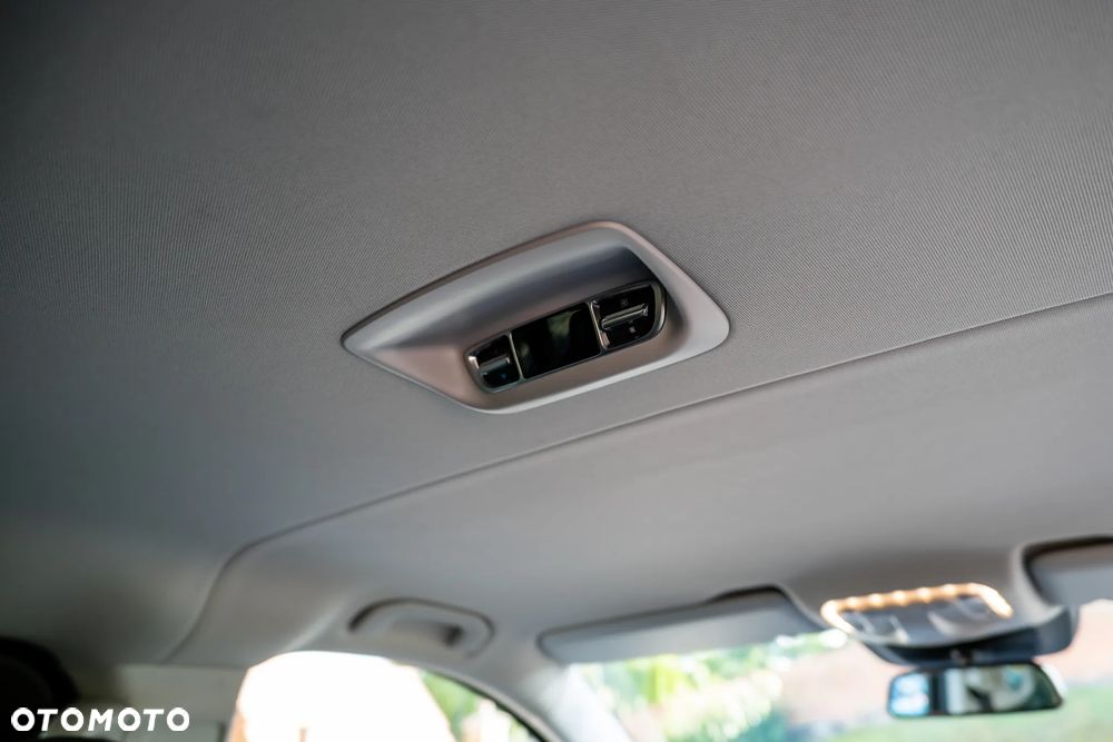 Mercedes-Benz Klasa V 250 d 4-Matic Avantgarde 9G-Tronic (d³ugi) - 40