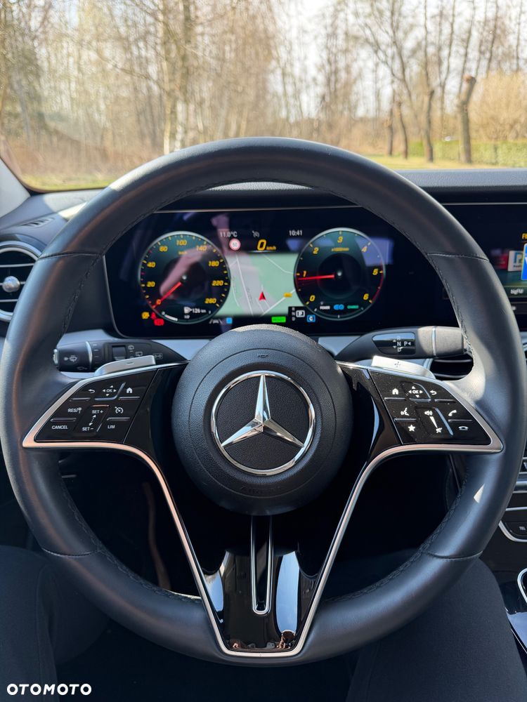 Mercedes-Benz Klasa E 220 d 9G-TRONIC Avantgarde - 21