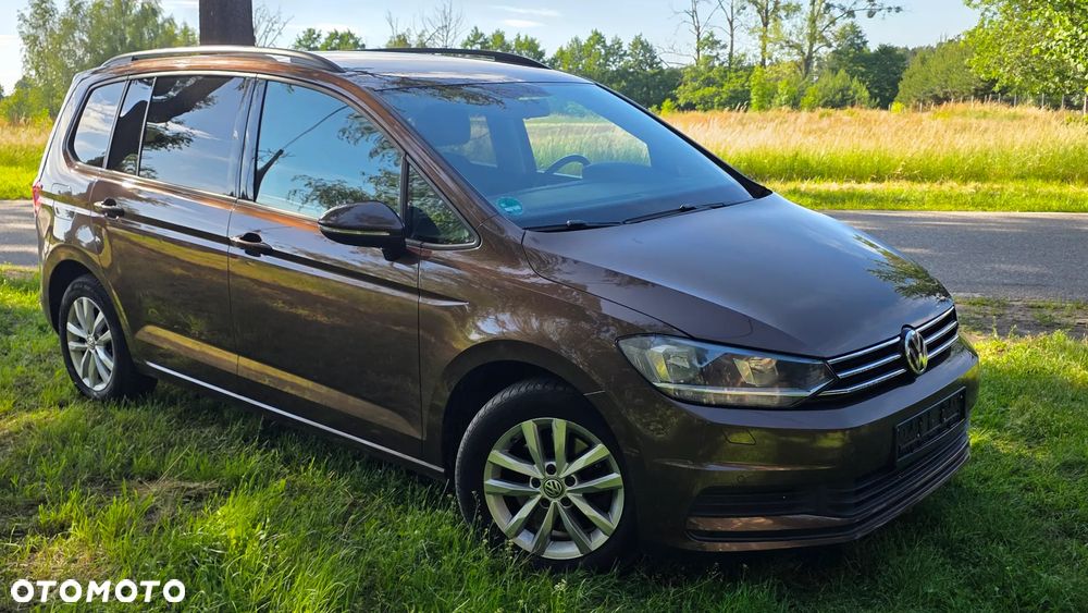 Volkswagen Touran 2.0 TDI SCR DSG Comfortline - 3