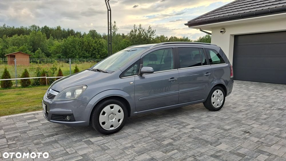 Opel Zafira 1.8 Enjoy - 19