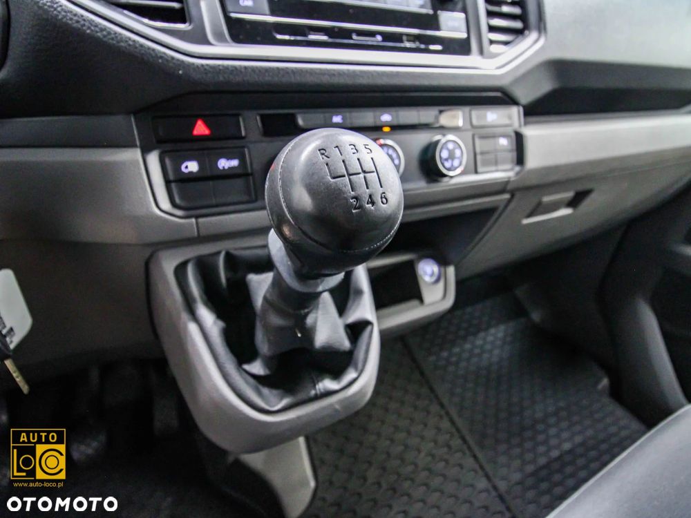 Volkswagen CRAFTER BRYGADÓWKA 7 OSÓB - 20