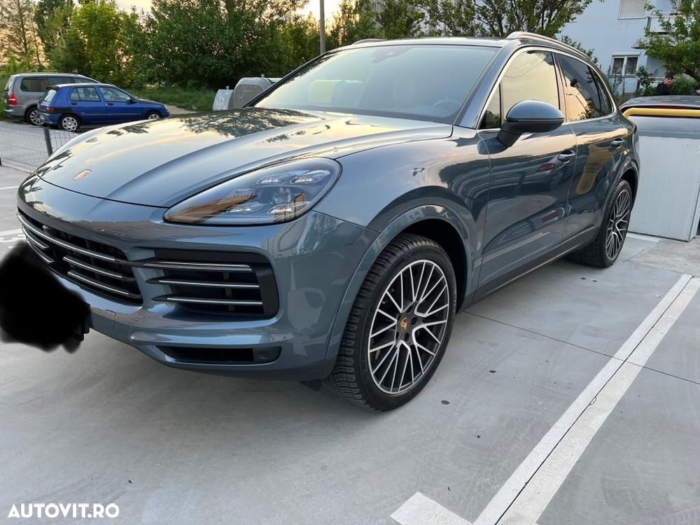 Porsche Cayenne S - 1