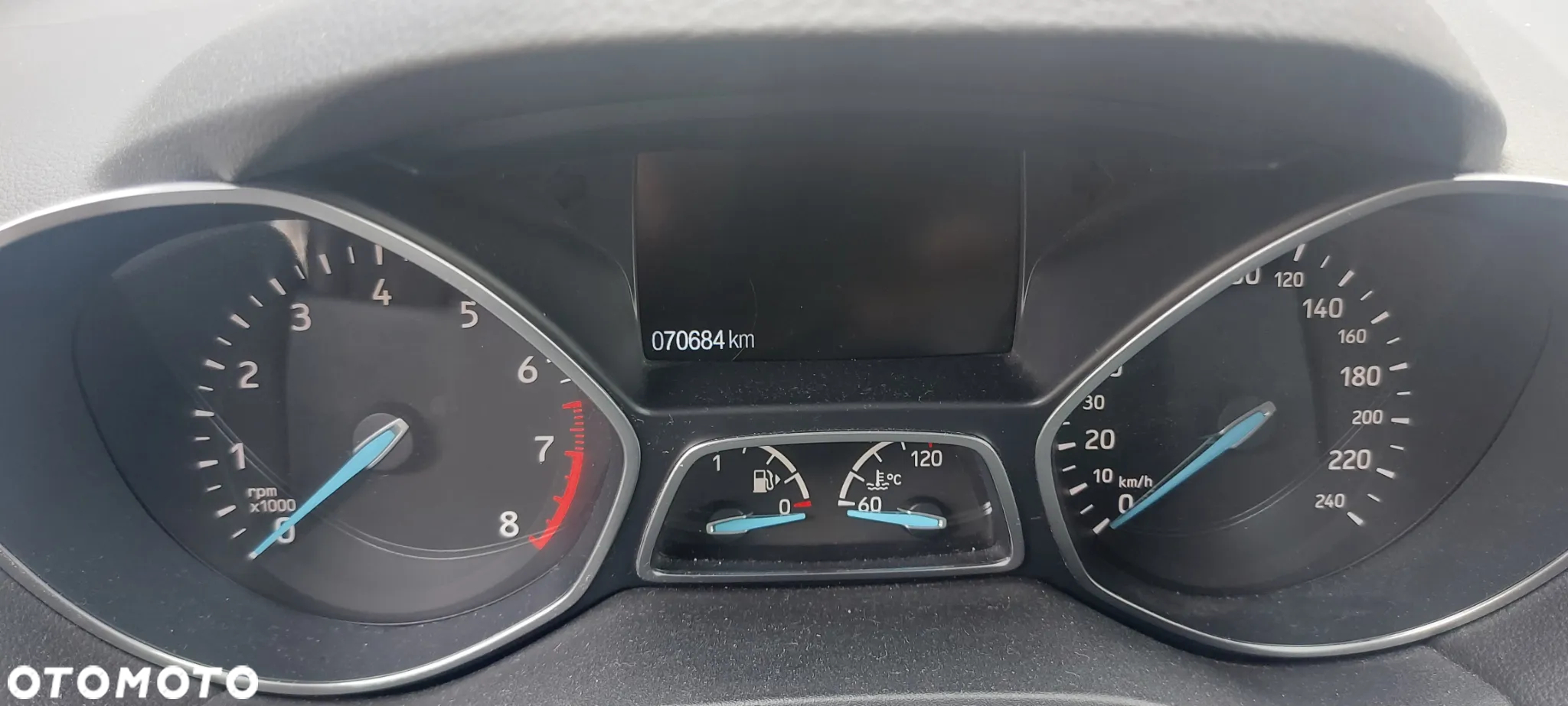 Ford Kuga 1.5 EcoBoost 2x4 ST-Line - 12