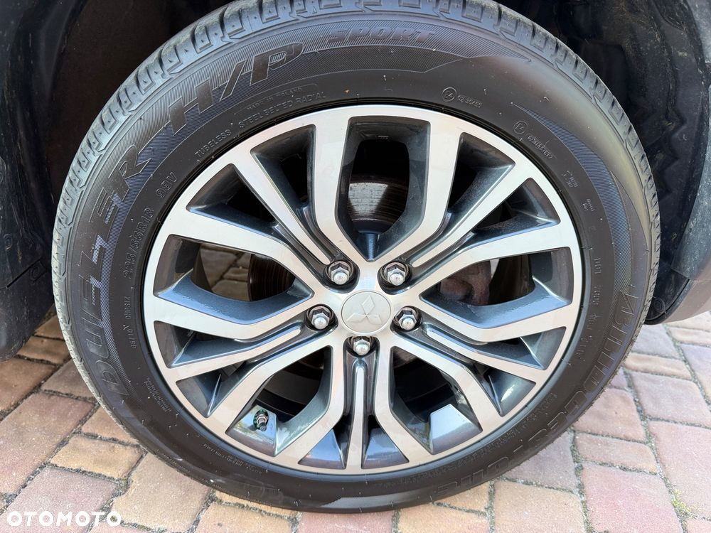 Mitsubishi ASX 1.6 Intense Plus Navi Blue Edition - 32
