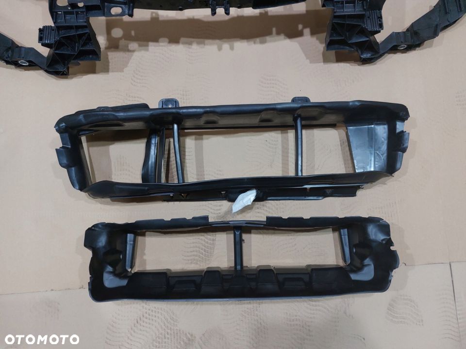 FOCUS MK3 LIFT 14- BELKA PAS WZMOCNIEN WLOT POWIET - 4