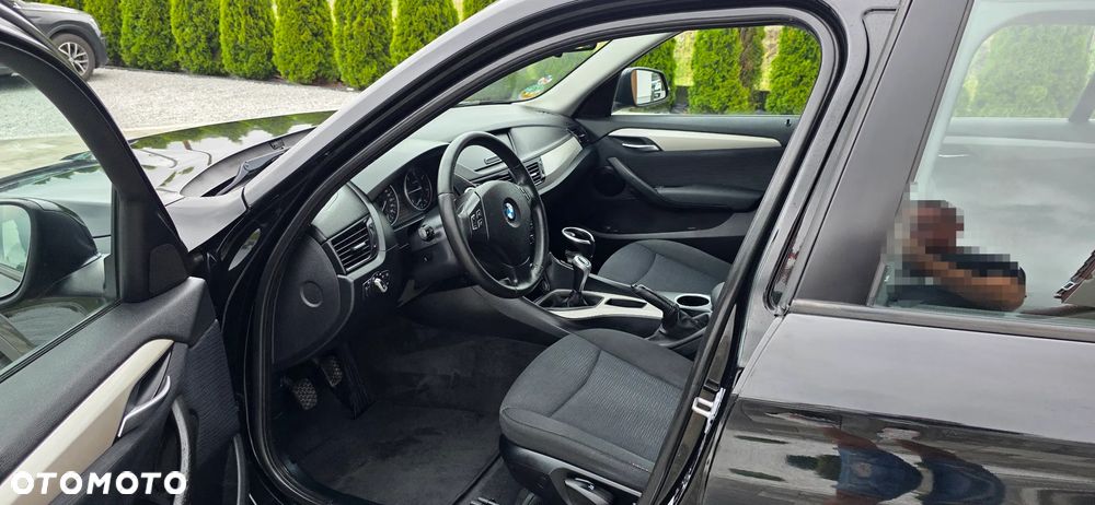 BMW X1 sDrive16d - 10