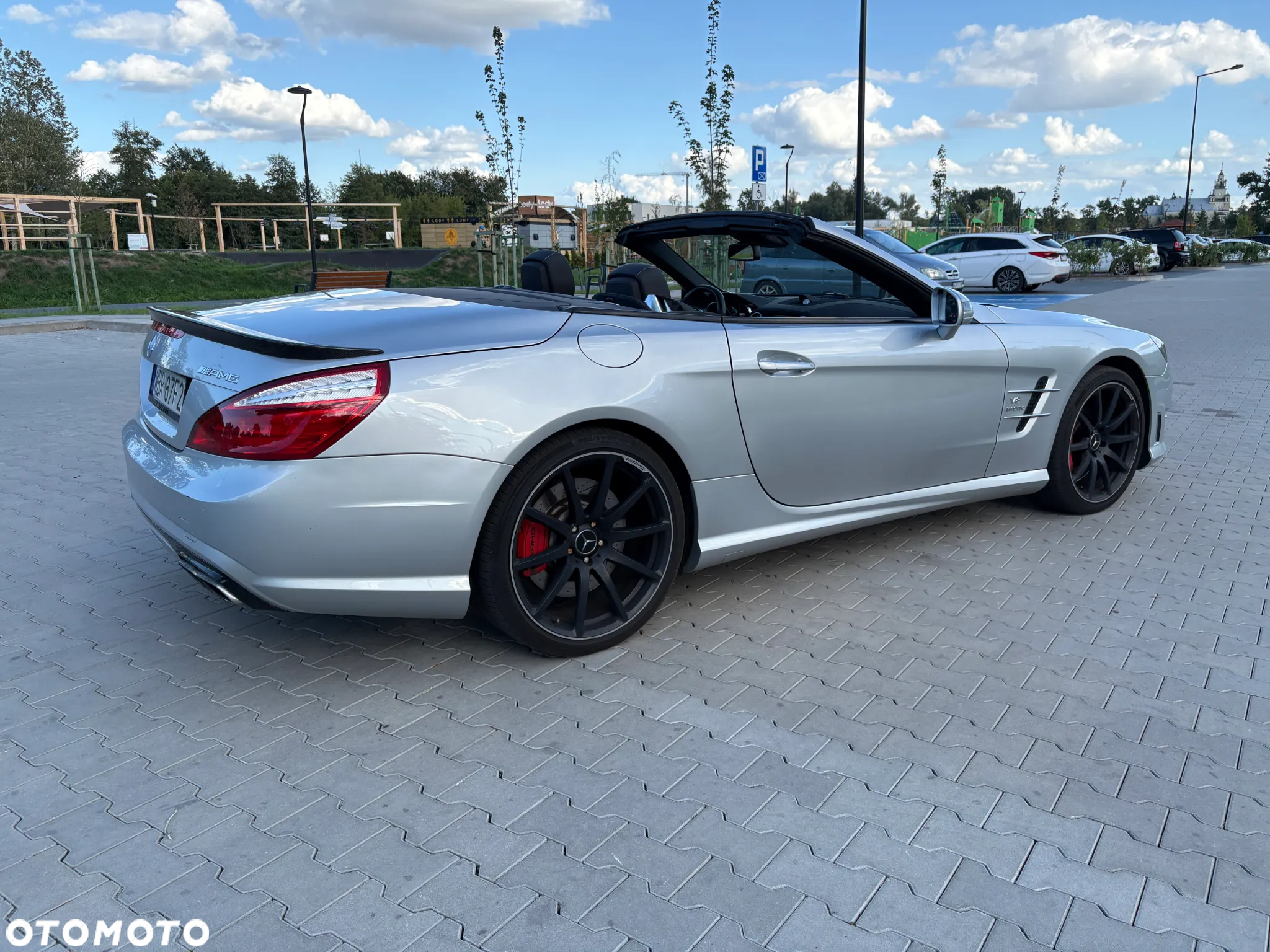 Mercedes-Benz SL 63 AMG AMG Speedshift MCT 7-Gang Sportgetriebe AMG Performance Package - 22