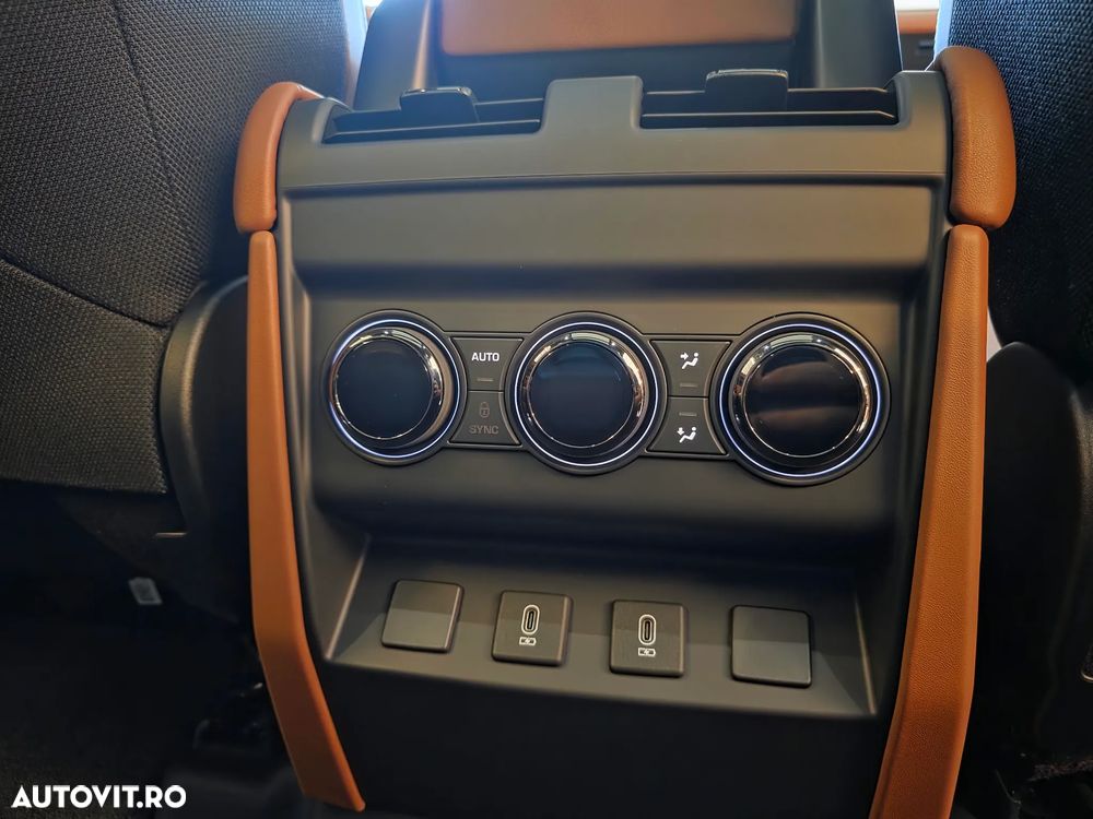 Land Rover Defender - 15